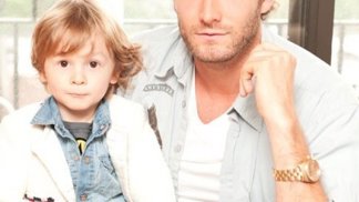 Múza Karla Lagerfelda? Tříletý model Hudson Kroening
