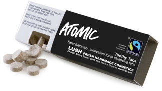 Zahoďte zubní pastu. Vyměňte ji za tabletky Lush