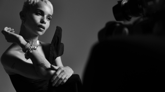 Exkluzivně: Elle Fanning a Zoë Kravitz v nové kampani Tiffany & Co.