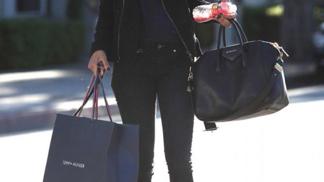 Zoe Saldana spouští vlastní webový fashion projekt