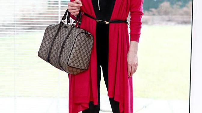 STREET STYLE: Inspirativní seriál, jak nosit kultovní svetr COZY