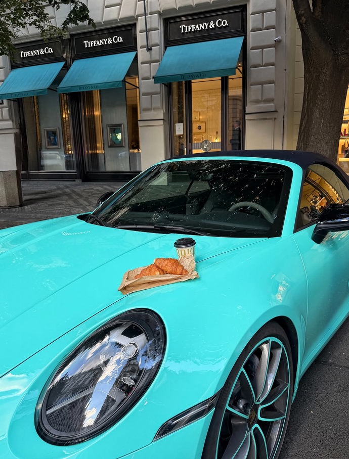 Dominika Myslivcová má své vlastní Porsche.