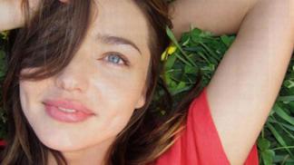 Miranda Kerr pózuje pro Rag & Bone. Fotograf? Orlando Bloom