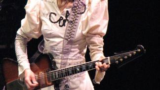 Konečně! Kabaretní punkerka PJ Harvey poprvé v Praze