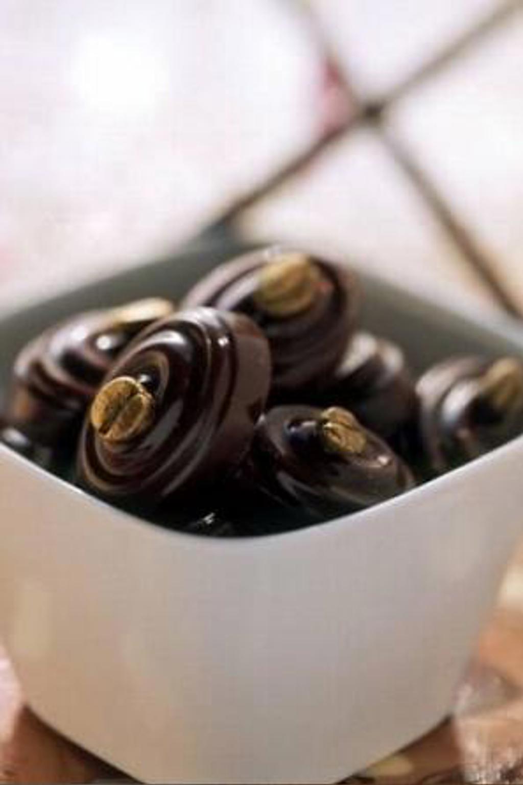 Objevili jsme harmonii vína, sushi a čokoládových macarolats