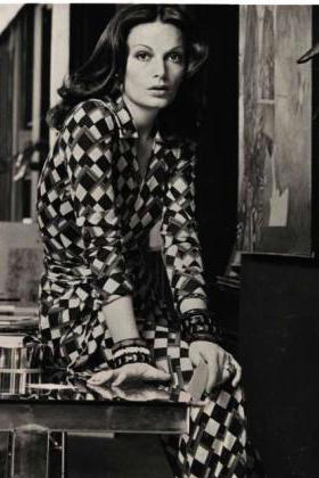 Diane von Furstenberg v lahvičce od parfému Diane von Furstenberg v lahvičce od parfému