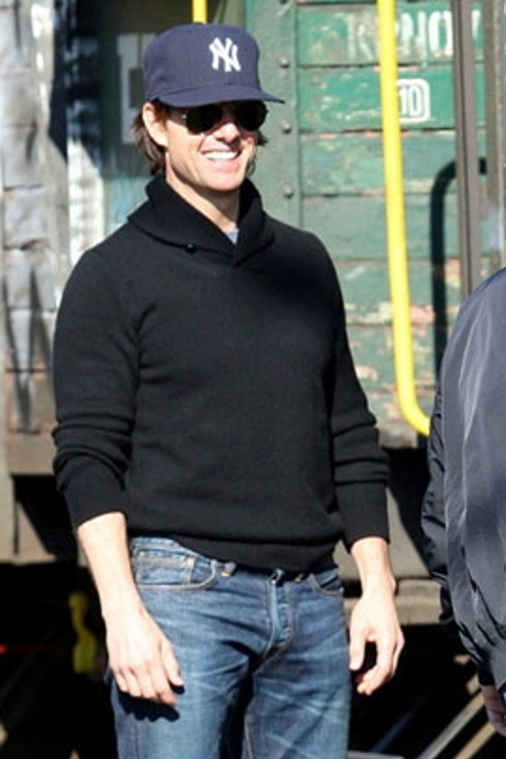 Tom Cruise je v Praze! Přivezl Katie Holmes i Suri.