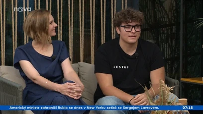 FOTO: Lucas Papadakis v pořadu Snídaně.