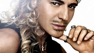 John Galliano byl zatčen a přišel o funkci u módního domu Dior