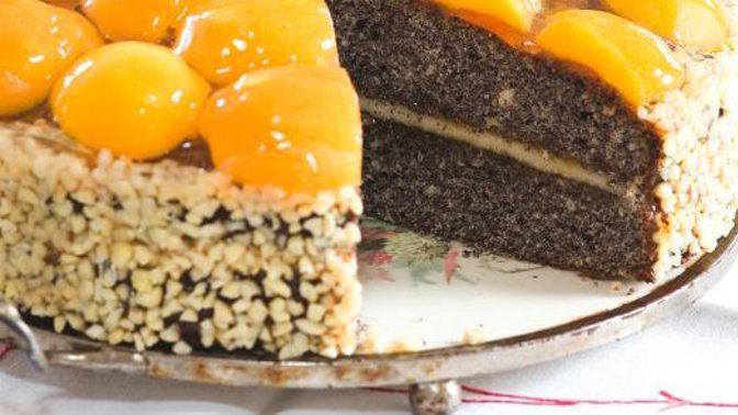Recept na makový koláč s meruňkami. Pořiďte si zásobu dentálních nití