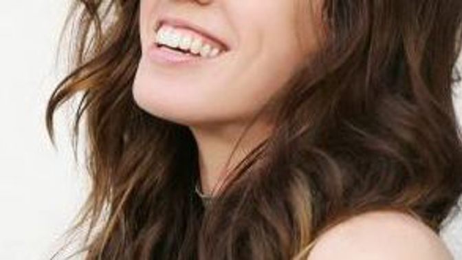Alanis Morissette se tajně provdala