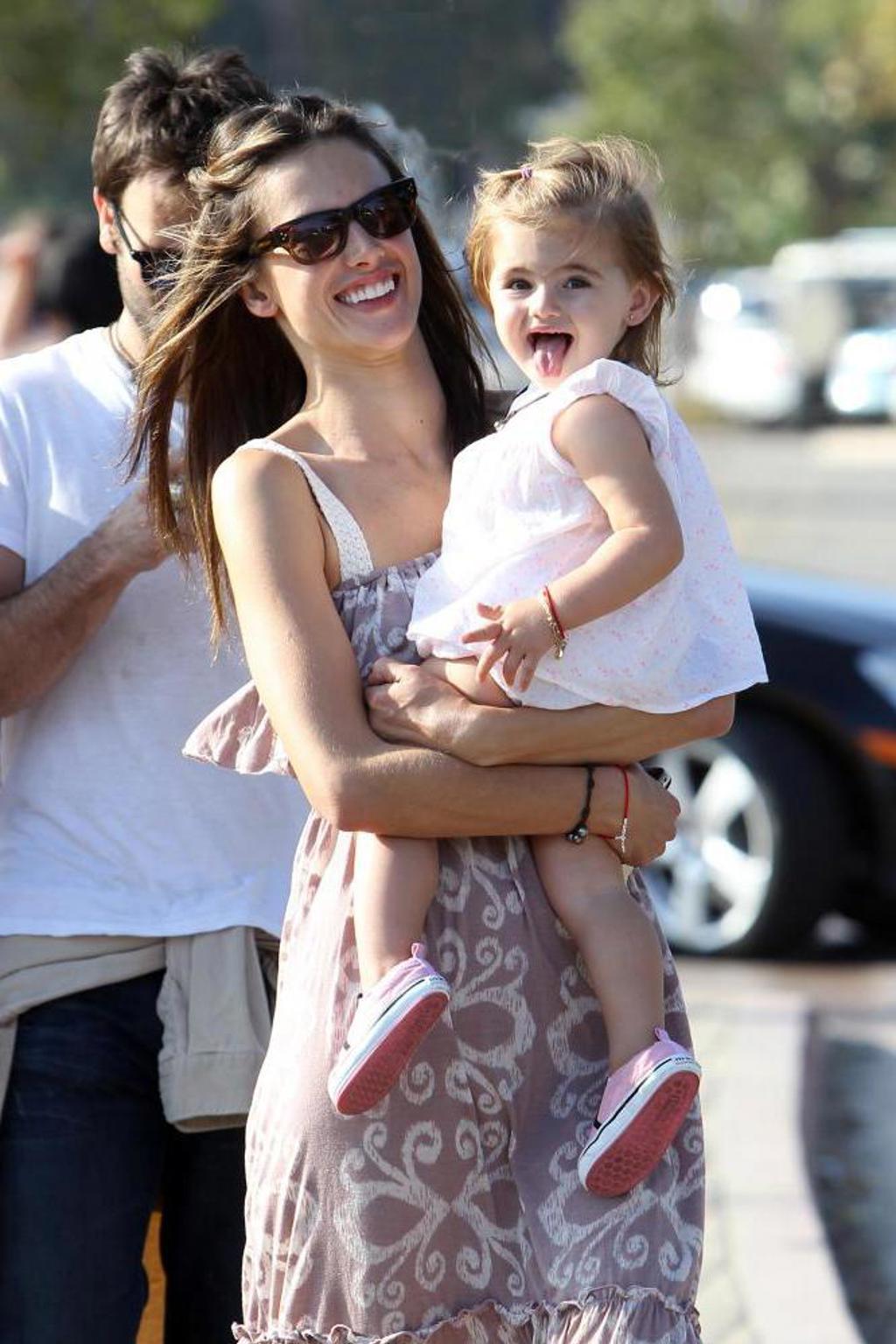 Alessandra Ambrosio podruhé těhotná Alessandra Ambrosio podruhé těhotná