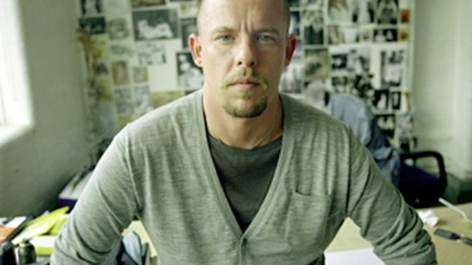 Alexander McQueen byl nalezen mrtev