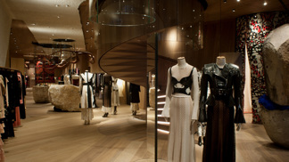 Alexander McQueen otevírá v Londýně nový obchod