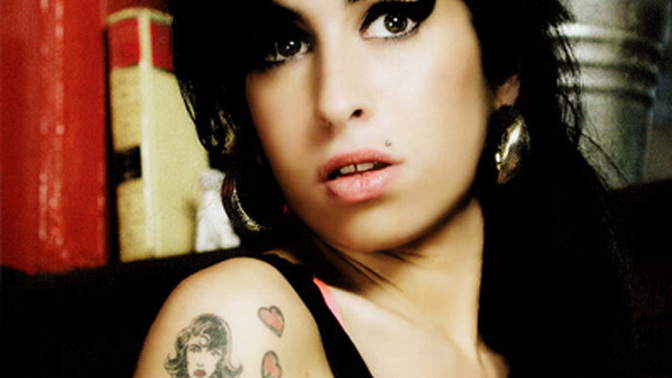 Amy Winehouse navrhuje pro Fred Perry