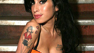 Amy Winehouse studuje herectví
