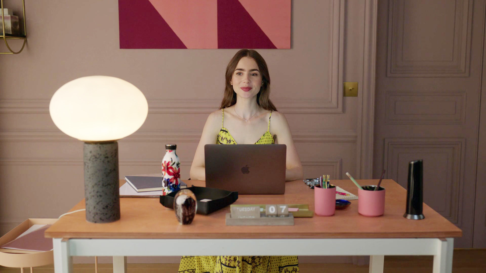 Emily in Paris | Netflix