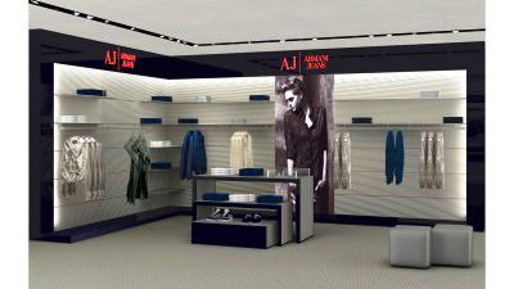 ARMANI JEANS je otevřen