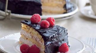 Recept na vanilkový dort s malinovým krémem