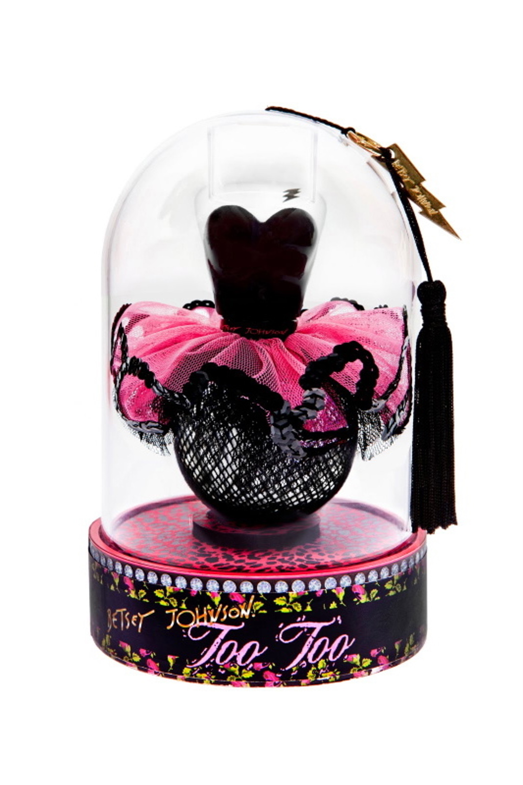 Betsey Johnson vytvořila novou vůni Betsey Johnson vytvořila novou vůni