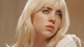  

Billie Eilish a přebal jejího nového alba Happier Than Ever
