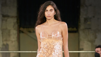  

BOTTEGA VENETA WINTER 2022 SHOW
