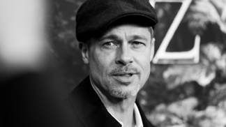 Brad Pitt je single a proklatě sexy!
