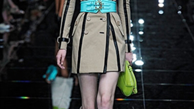 Burberry vydělává dvakrát tolik