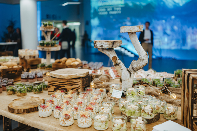 Catering na firemním večírku ke konci roku v Cubexu, foto Tomáš Lorenz.