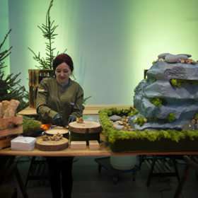 Cateringová stanice v přírodním duchu od In Cateringu v Cubexu, foto david Inneman