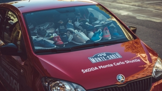ČERNÁ JE SEXY