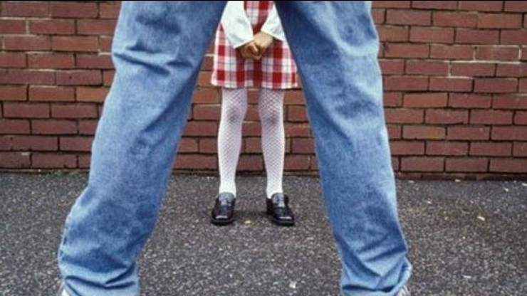 Mrazivý případ z Prahy. Školní psycholog čelí obžalobě kvůli zneužívání dětí 