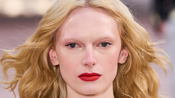 Clean goth make-upChanel, SS25
