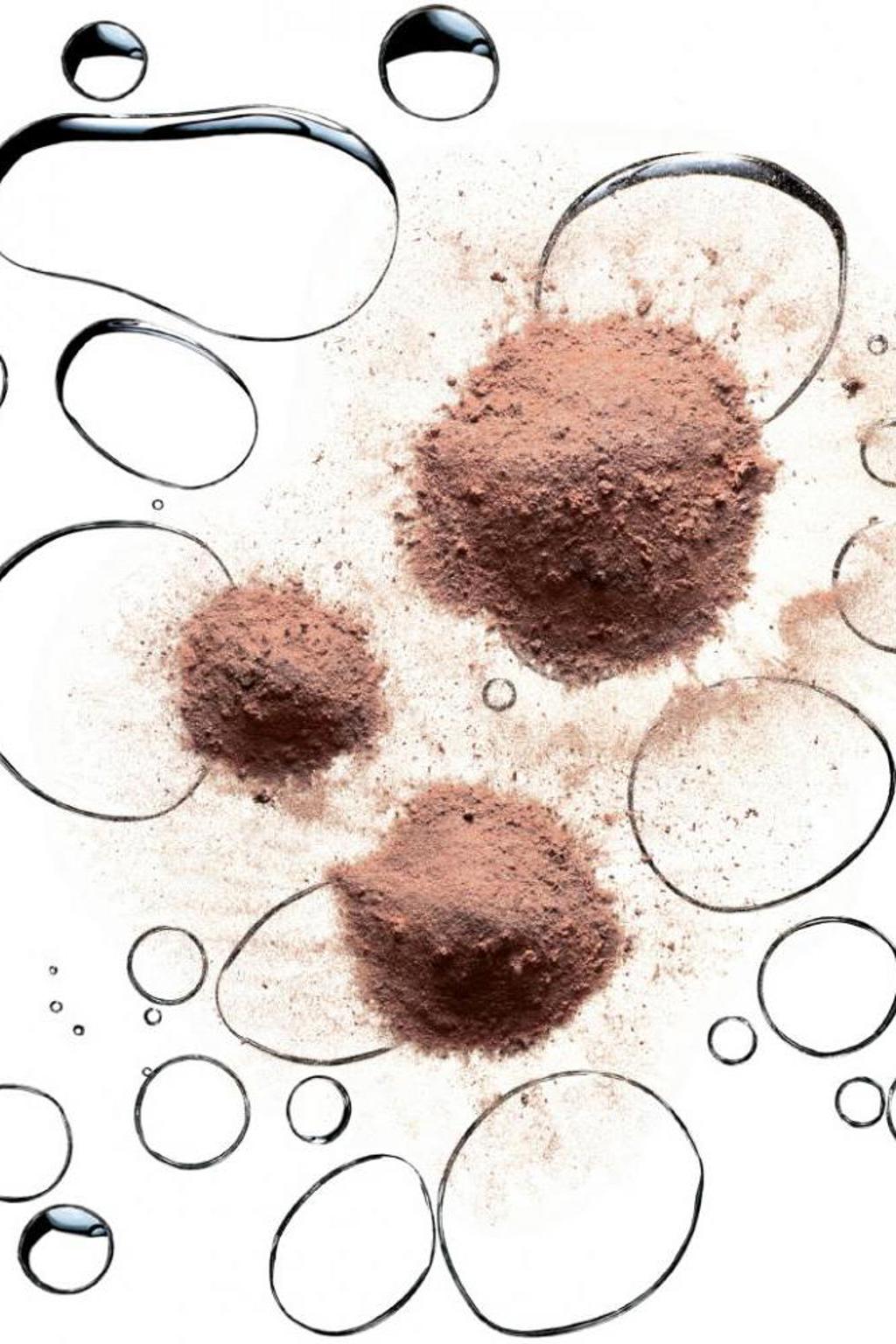 Chytejte bronz s MAC Chytejte bronz s MAC