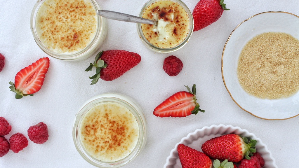 Pečení na víkend: Crème brûlée podle Černá jak noc Pečení na víkend: Crème brûlée podle Černá jak noc