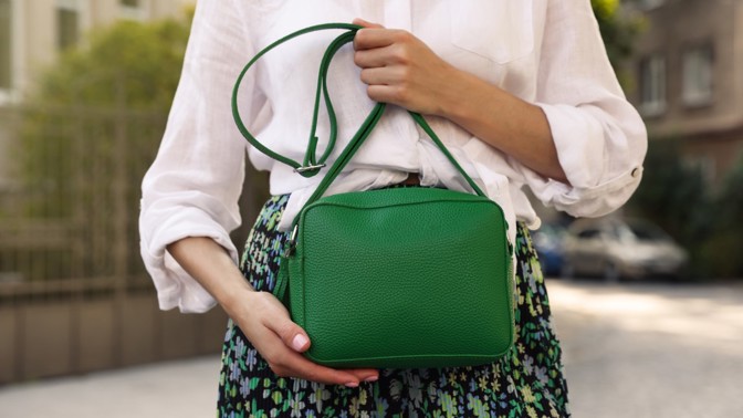 Crossbody kabelka - dokonalé spojení estetiky a komfortu!