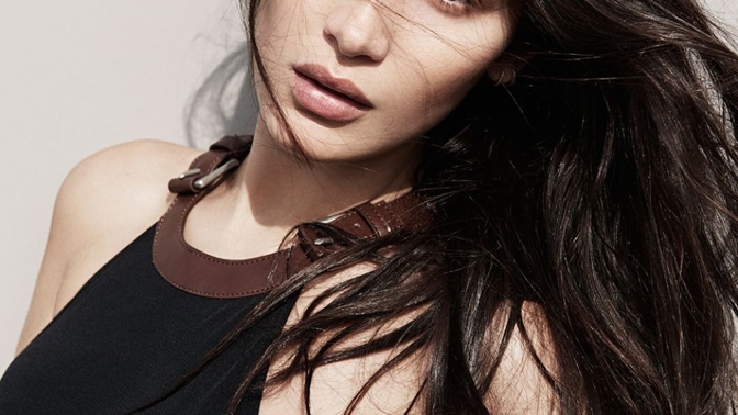 Hot news: Bella Hadid chystá svoji první kolekci
