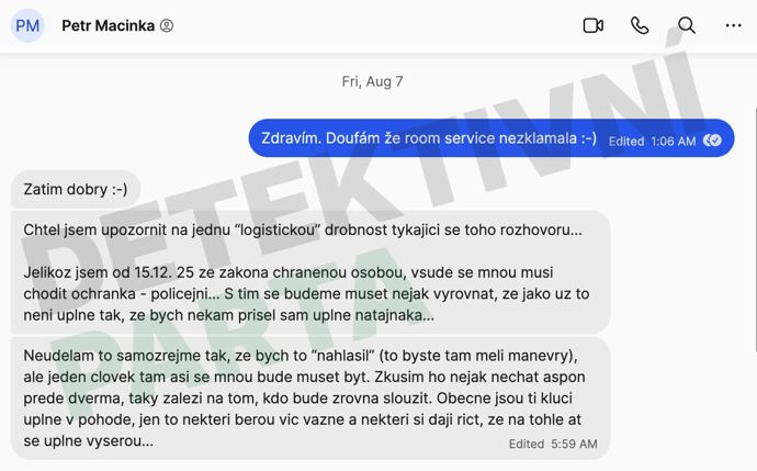 Korespondence Petra Macinky s falešným Thomasem Pauknerem. 