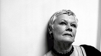 Do Karlových Varů přijede šéfová Jamese Bonda. Dench, Judi Dench