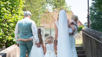 FOTO: Herečka přiznala, že po předchozím manželství dlouho samotnému svazku nevěřila.