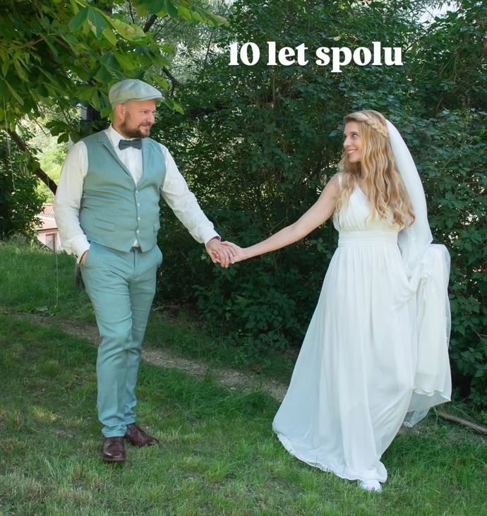 Henrieta Hornáčková se po deseti letech vztahu provdala za hudebníka Jana Pospíšila.
