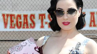 Dita Von Teese vydává knihu