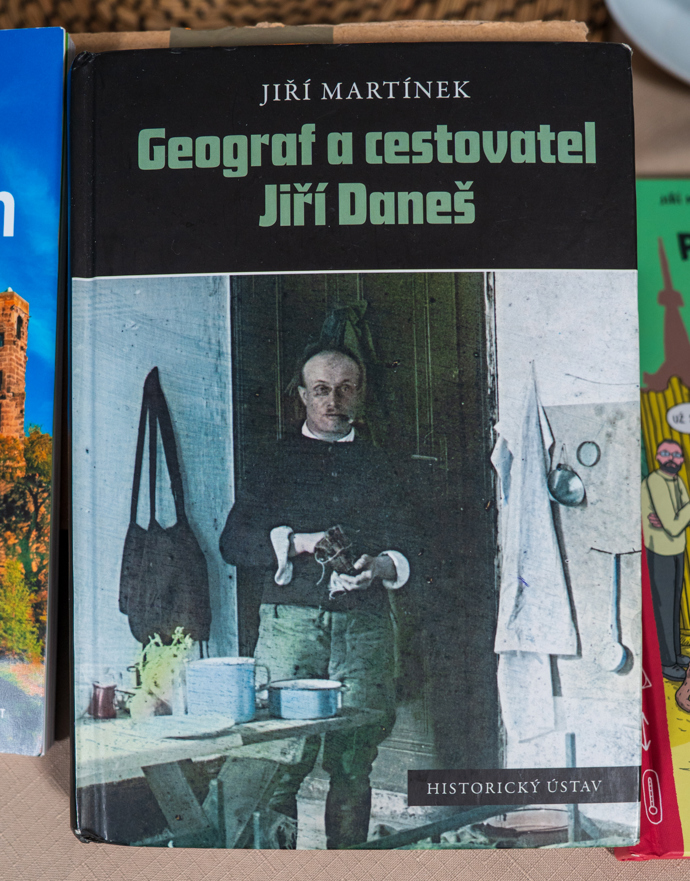 Kniha o Jiřím Danešovi je srdcovou záležitostí Jiřího Martínka. 