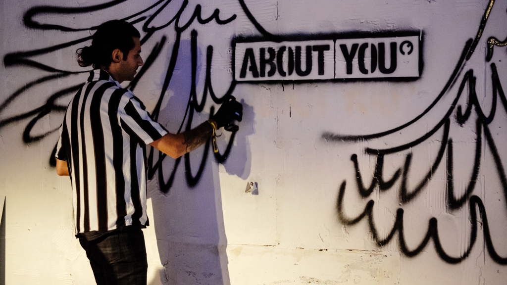 Je to O TOBĚ: Nákupní portál ABOUT YOU startuje v Česku