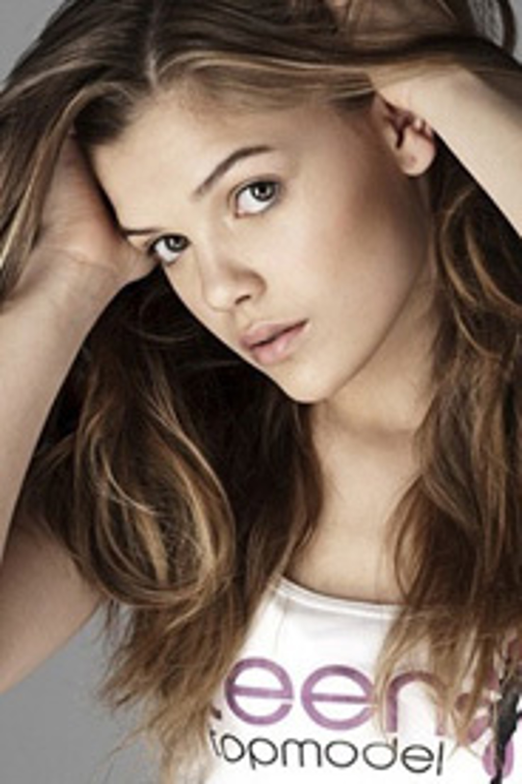 Chceš se stát topmodelkou? Tak neváhej a udělej první krok. Chceš se stát topmodelkou? Tak neváhej a udělej první krok.