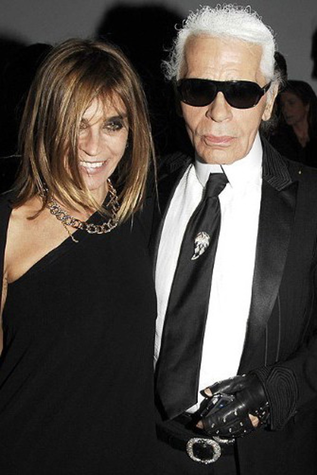 Carine Roitfeld a malá ochutnávka jejího stylingu pro Chanel Carine Roitfeld a malá ochutnávka jejího stylingu pro Chanel