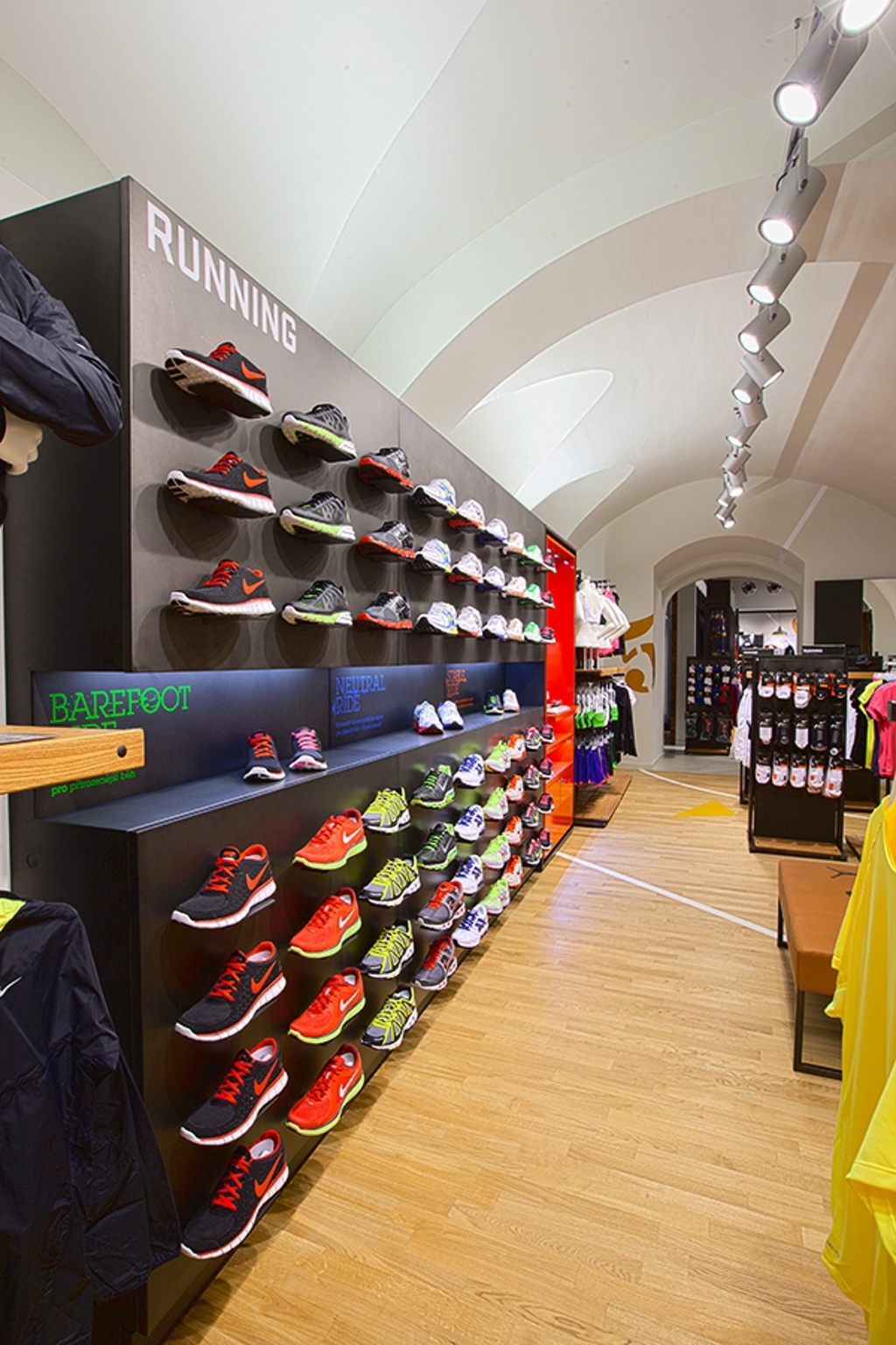 Značka Nike otevřela nejmodernější obchod ve střední Evropě Značka Nike otevřela nejmodernější obchod ve střední Evropě