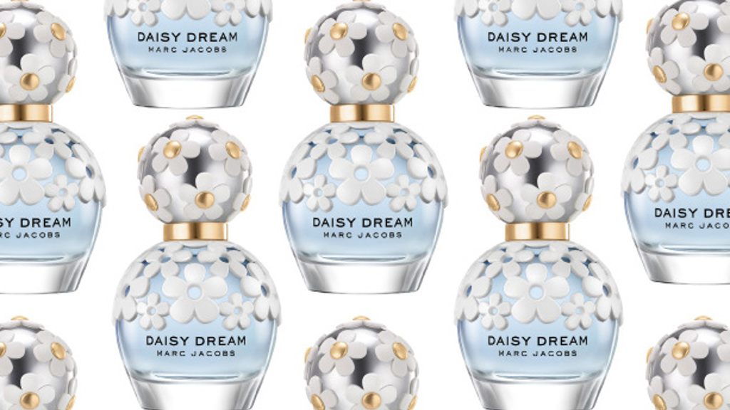 ELLE LOVES: DAISY DREAM MARC JACOBS ELLE LOVES: DAISY DREAM MARC JACOBS