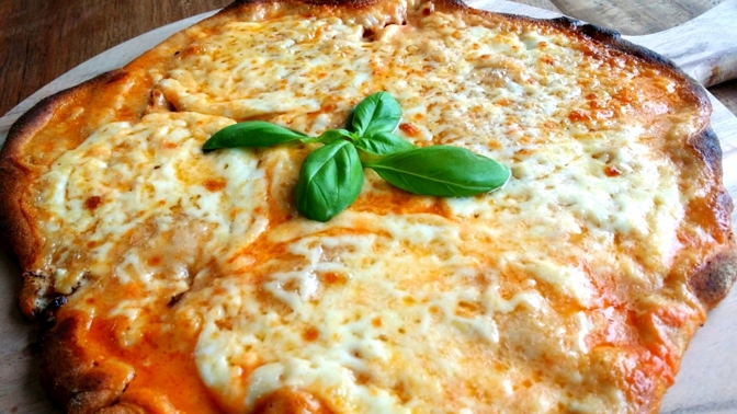 ELLE Menu: Domácí rustic pizza
