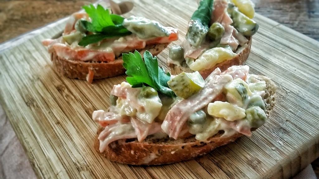 ELLE Menu: Vegan vlašský salát ELLE Menu: Vegan vlašský salát